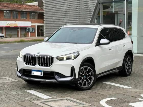 BMW X1 2.0 16V TURBO GASOLINA SDRIVE20I X-LINE STEPTRONIC BMW X1 2.0 16V TURBO GASOLINA SDRIVE20I X-LINE STEPTRONIC